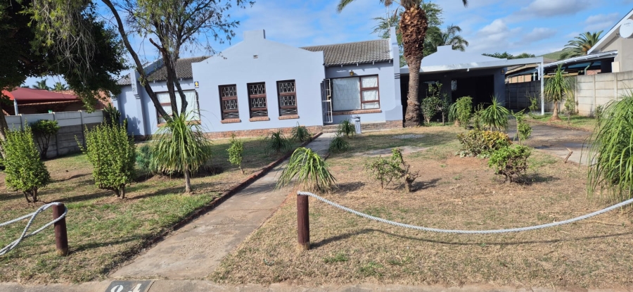 4 Bedroom Property for Sale in Windsor Park Eastern Cape